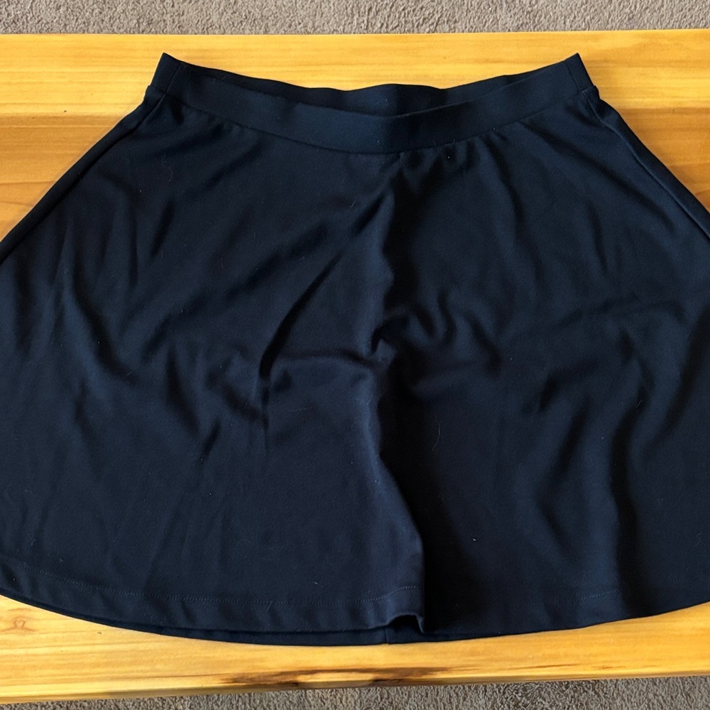 Old Navy Black Circle Skater Skirt